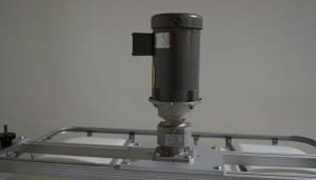 bridge mount tote mixer